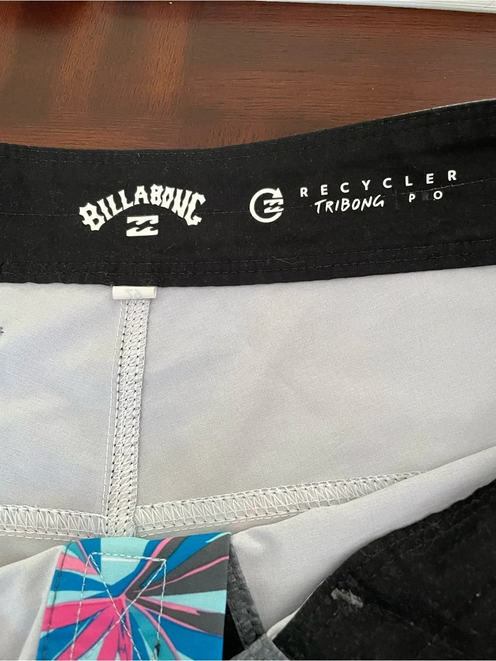 Billabong men’s pro board shorts size 29 . Multi color. Drawstring, Velcro